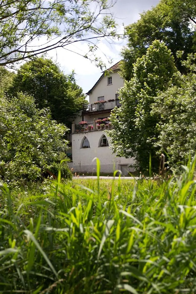 Altes Kurhaus Landhotel Trabelsdorf 3*,